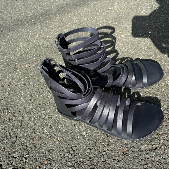 Lucia Gladiator Sandals - Picture 7 of 9